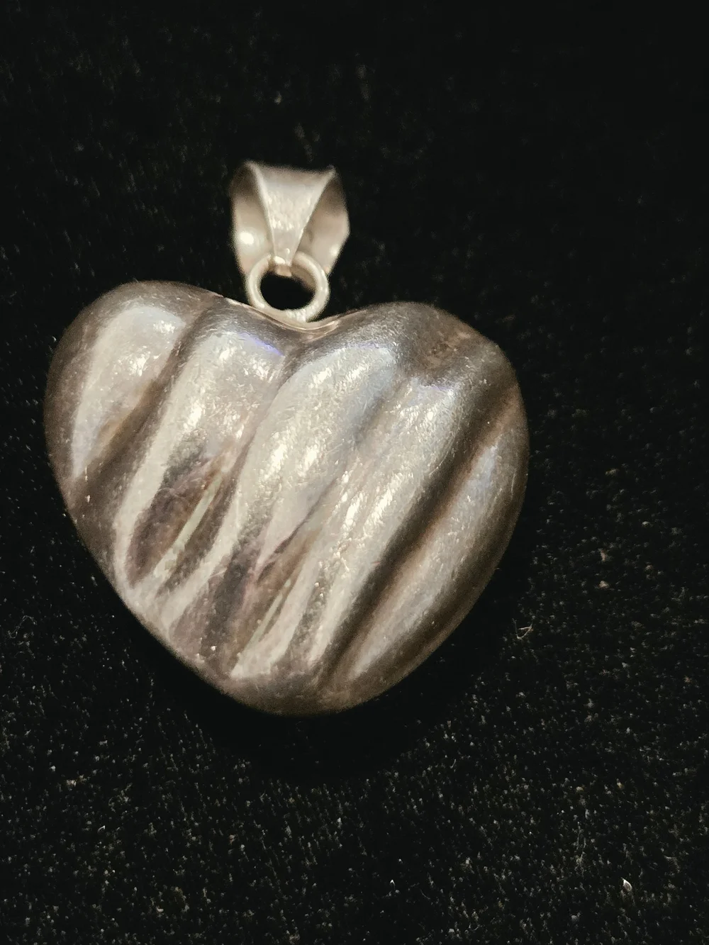 Vintage Taxco Fluted Puffy Heart 950 Sterling SILVER ( NO DENTS it Is Glare)